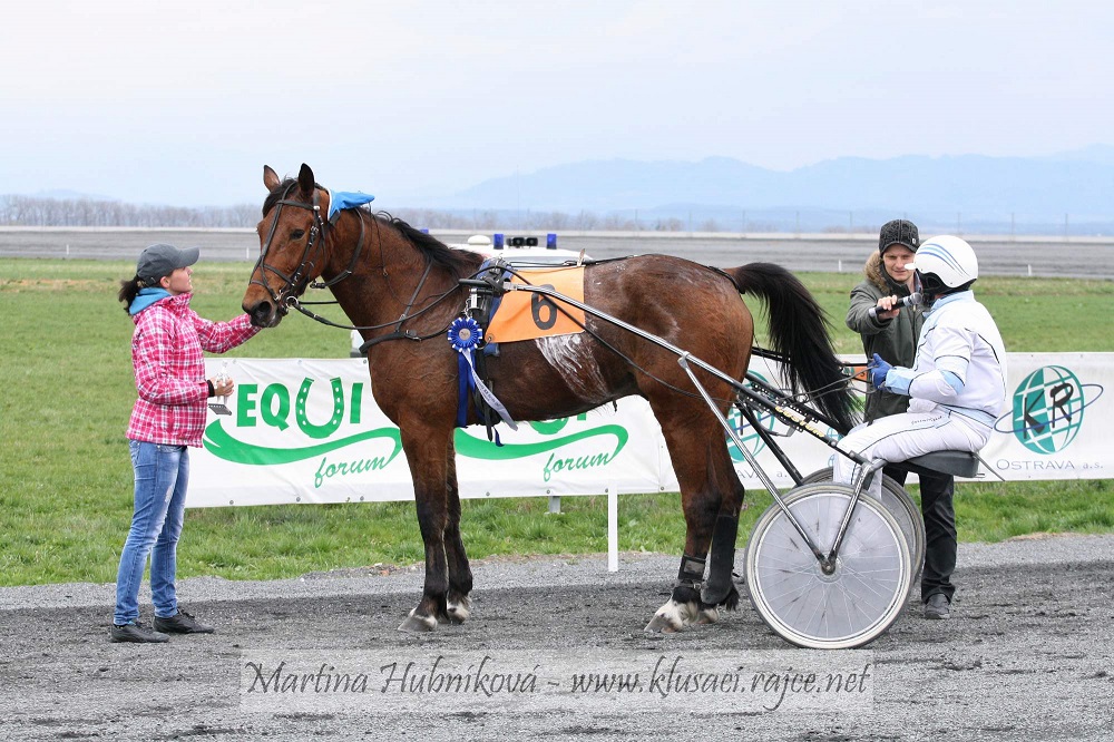Hetrik Kotáska, Evian Boko potvrdil klasické ambície